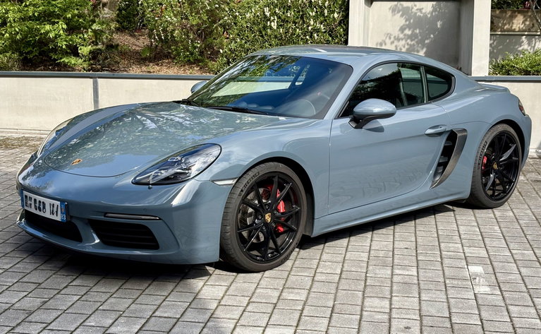 Porsche 718 Cayman S