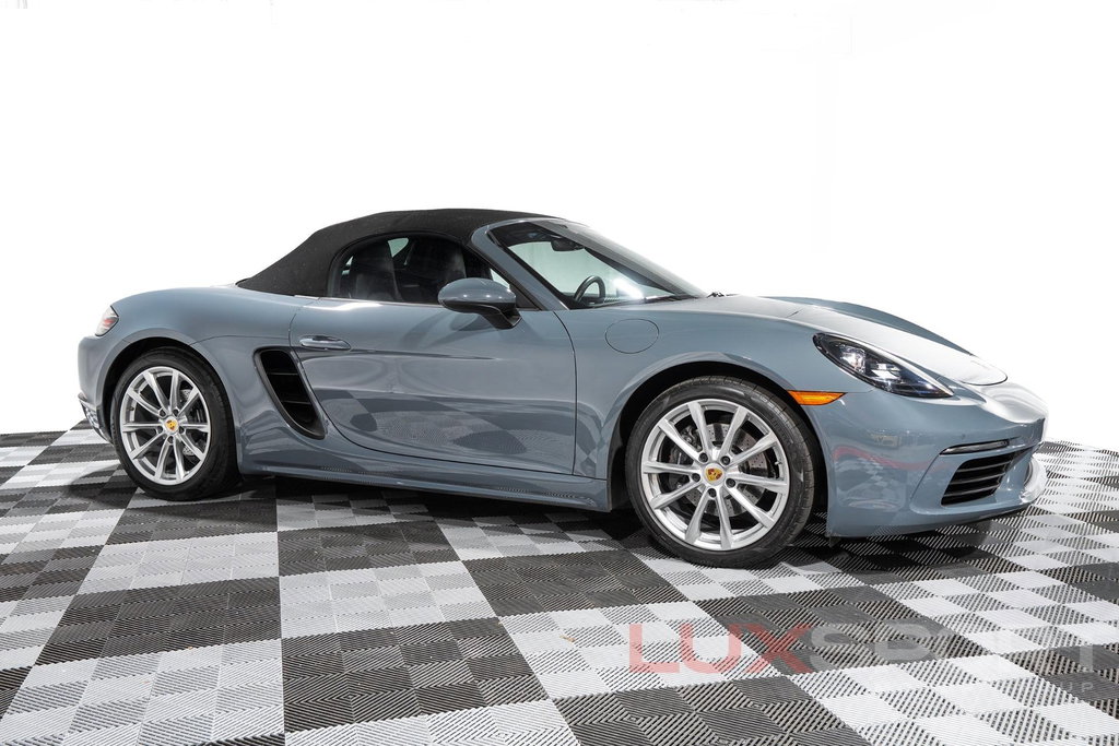 Porsche 718 Boxster