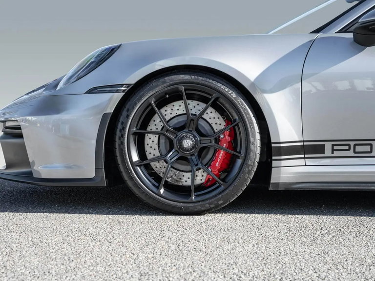 Porsche 992 GT3 Touring