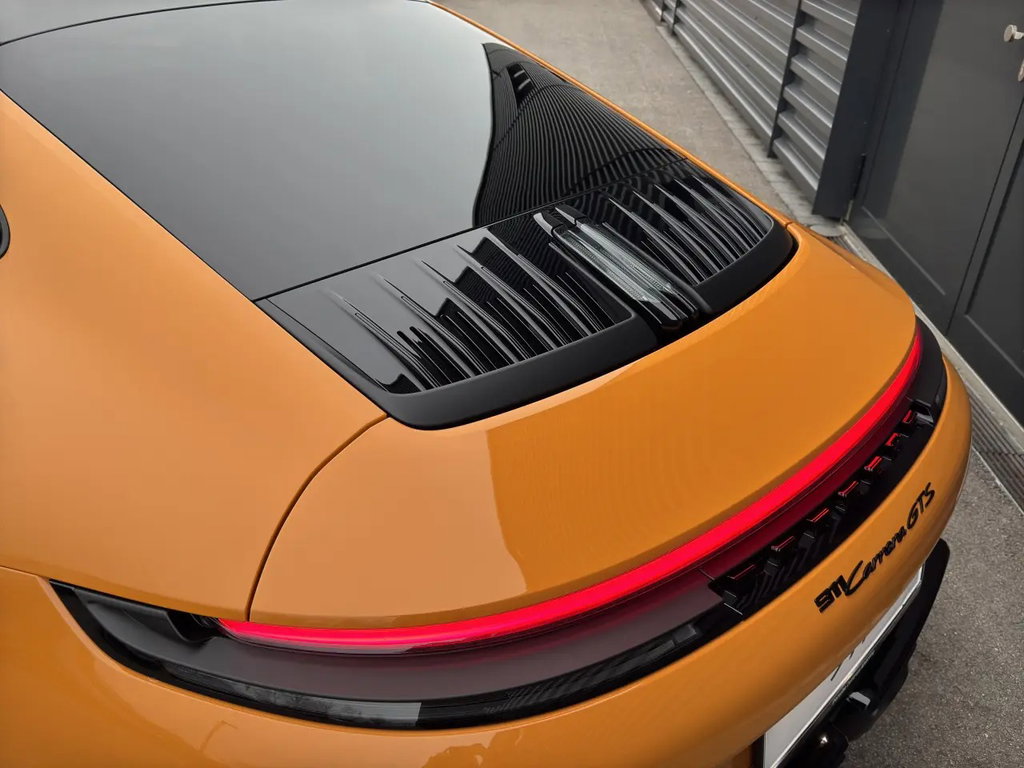 Porsche 992.2 Carrera GTS