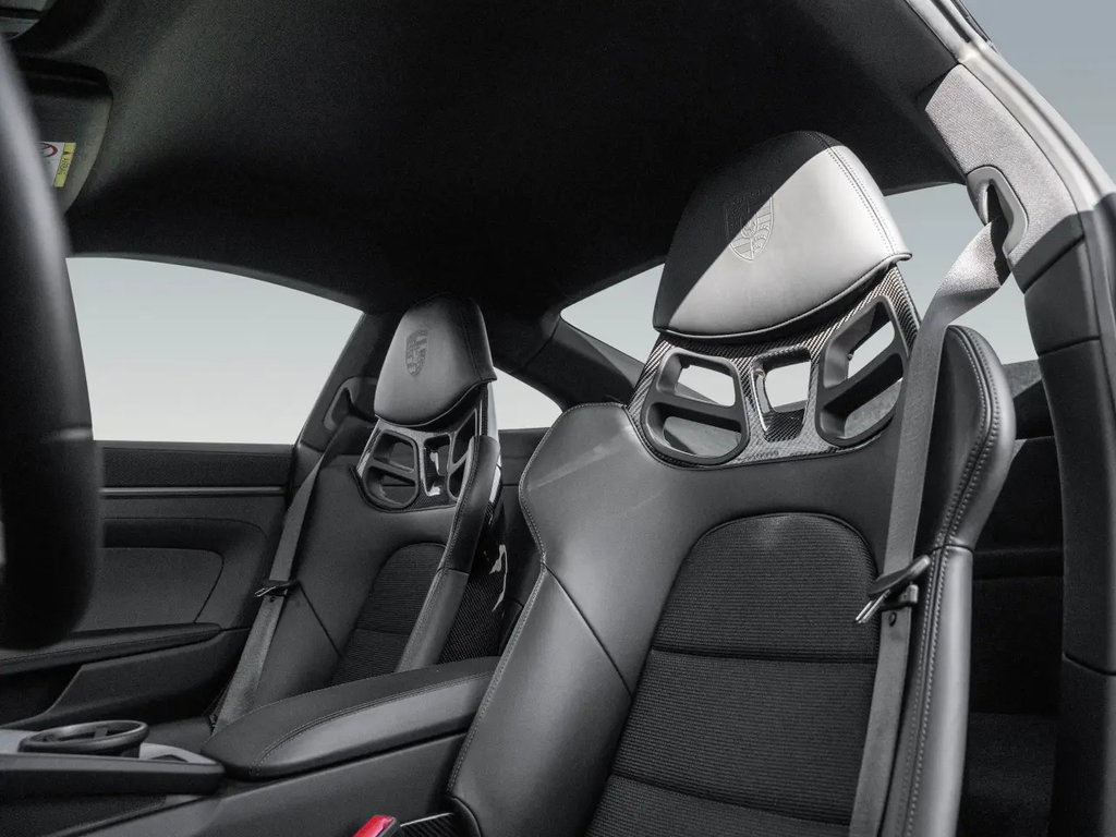 Porsche 992 GT3 Touring