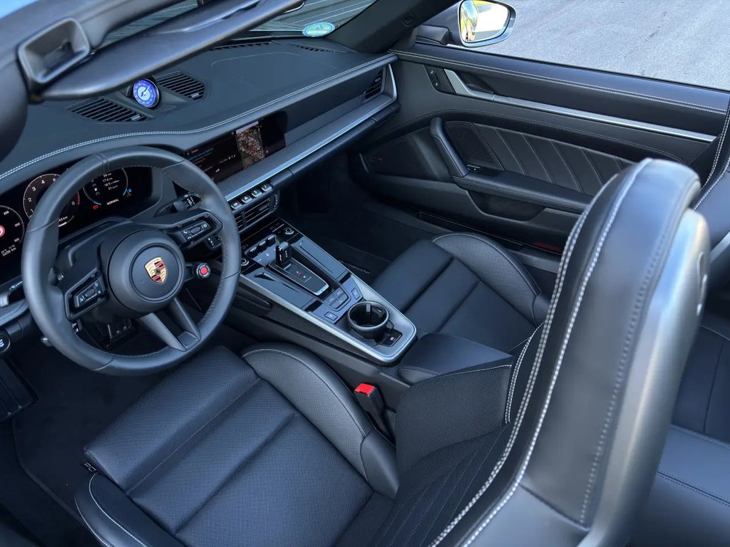 Porsche 992.2 Carrera