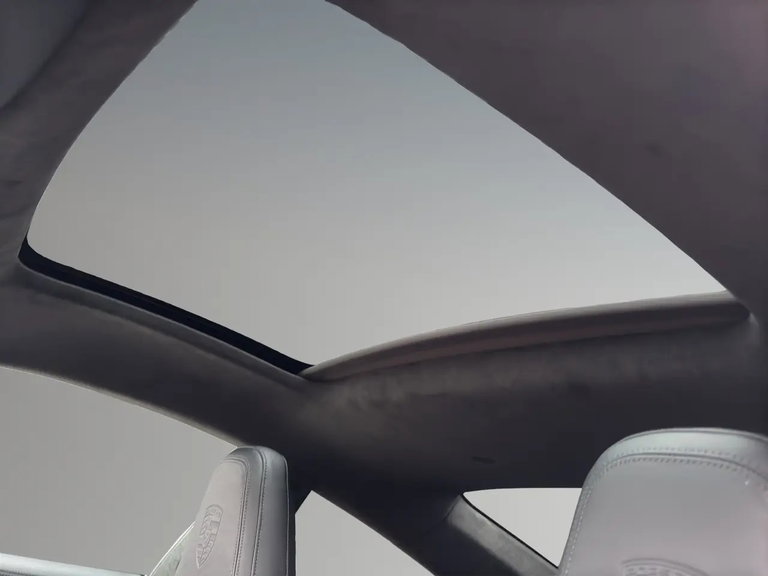 Porsche 992.2 Carrera GTS