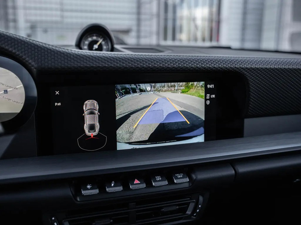 Porsche 992 GT3 Touring