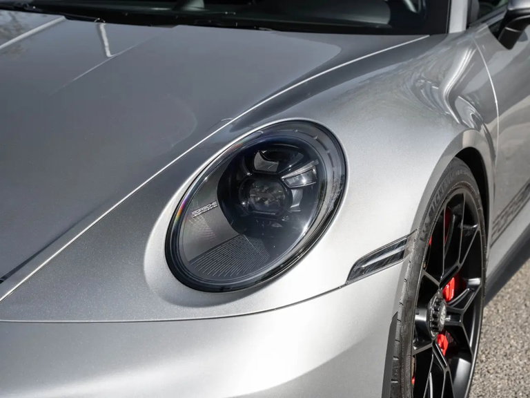 Porsche 992 GT3 Touring