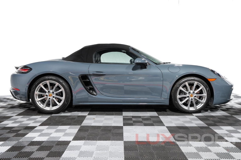 Porsche 718 Boxster