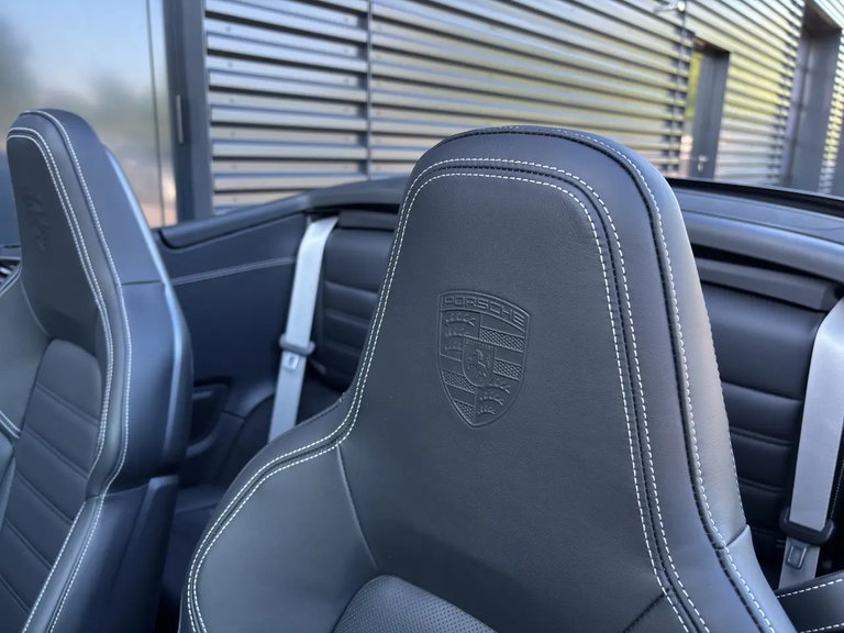 Porsche 992.2 Carrera