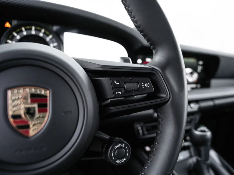 Porsche 992 GT3 Touring