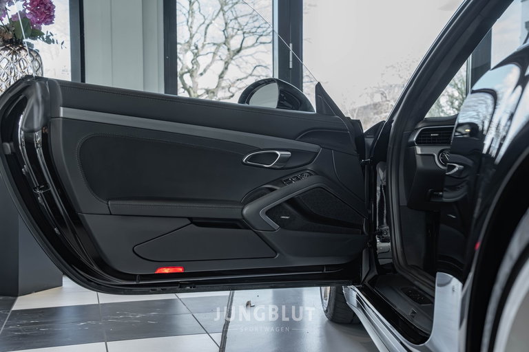 Porsche 991.2 GT3 Touring