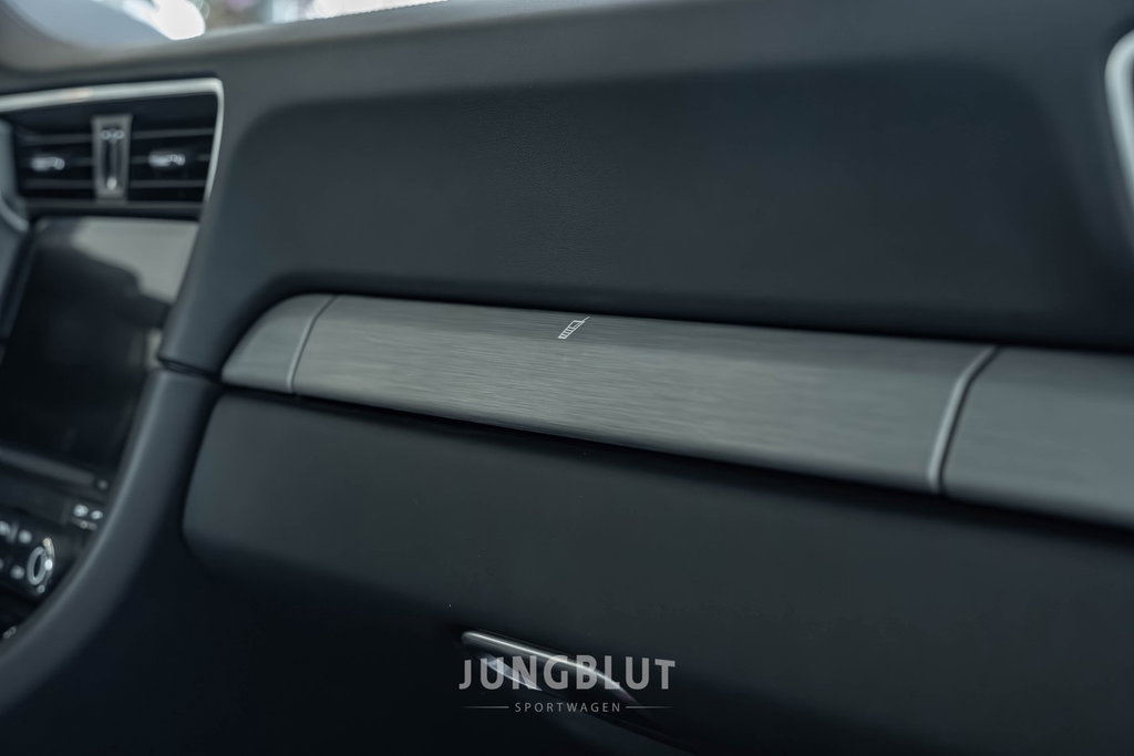 Porsche 991.2 GT3 Touring