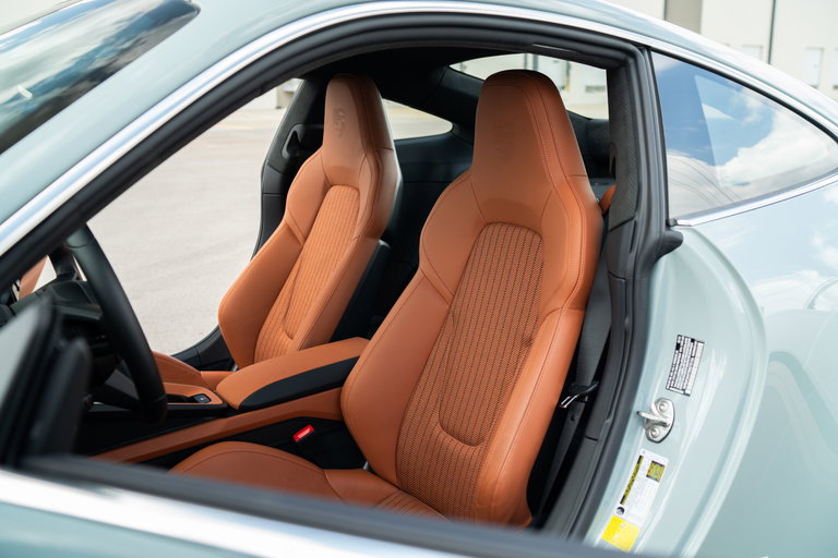 Porsche 911 S/T