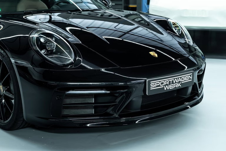 Porsche 992 Carrera