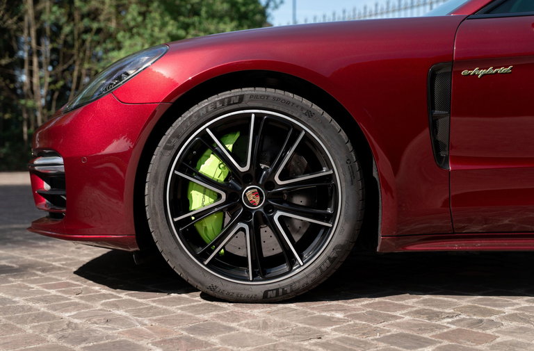 Porsche Panamera Turbo S E-Hybrid