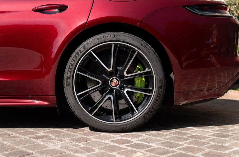 Porsche Panamera Turbo S E-Hybrid