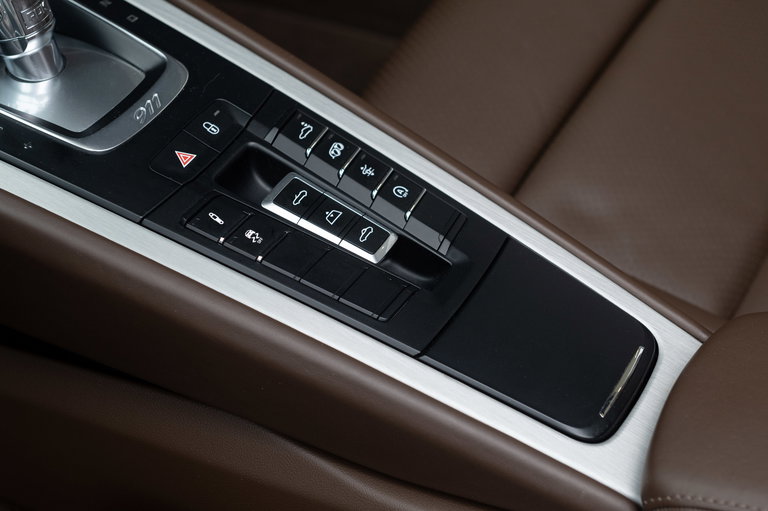 Porsche 991.2 Carrera GTS