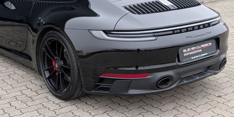 Porsche 992 Carrera GTS