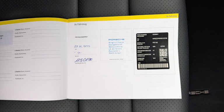 Porsche 992 Carrera GTS