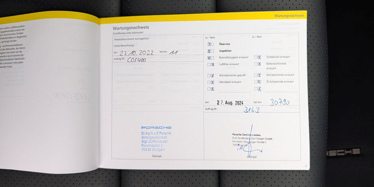 Porsche 992 Carrera GTS