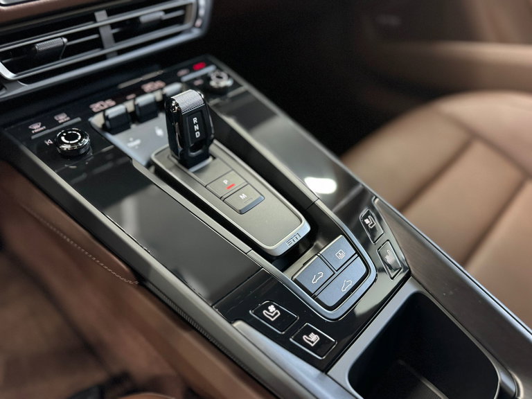 Porsche 992 Carrera GTS