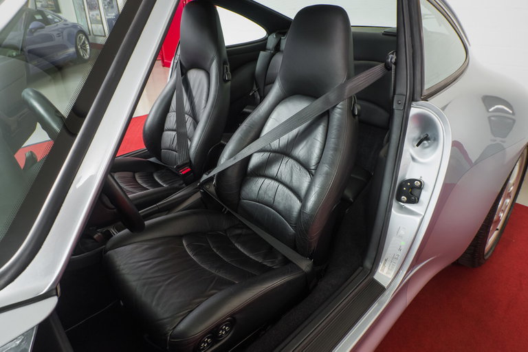 Porsche 993 Carrera 4S