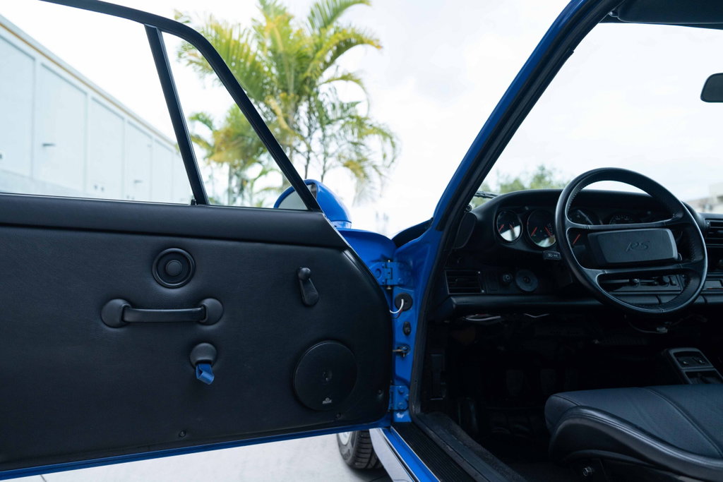 Porsche 964 Carrera RS