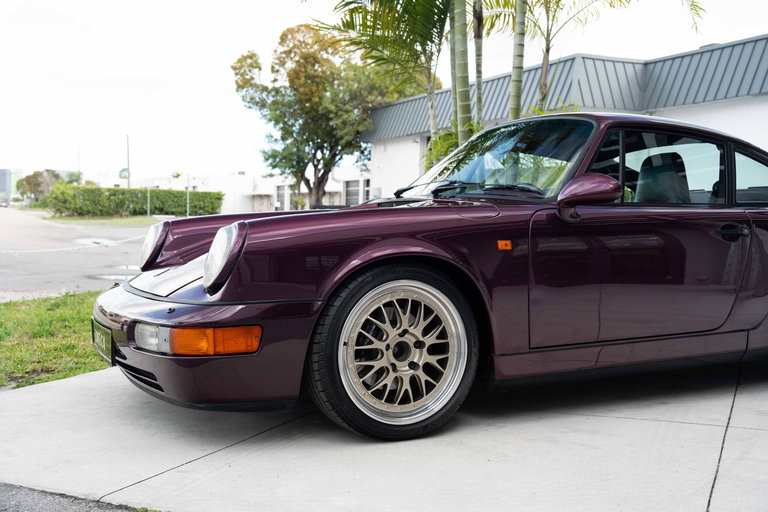 Porsche 964 Carrera 4