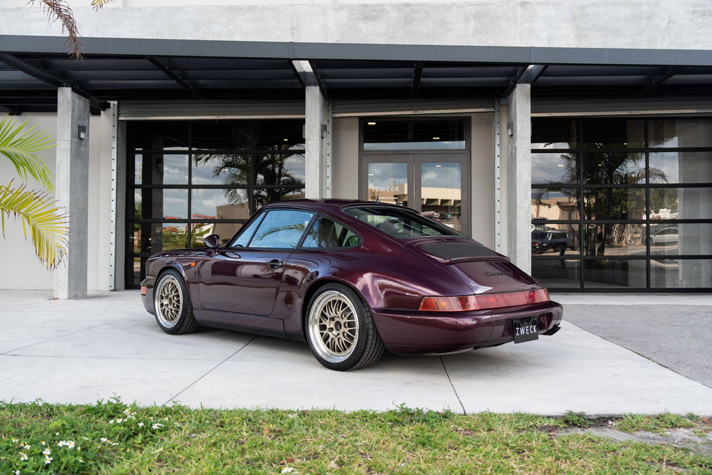 Porsche 964 Carrera 4