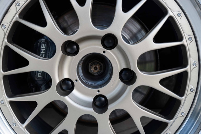 Porsche 964 Carrera 4