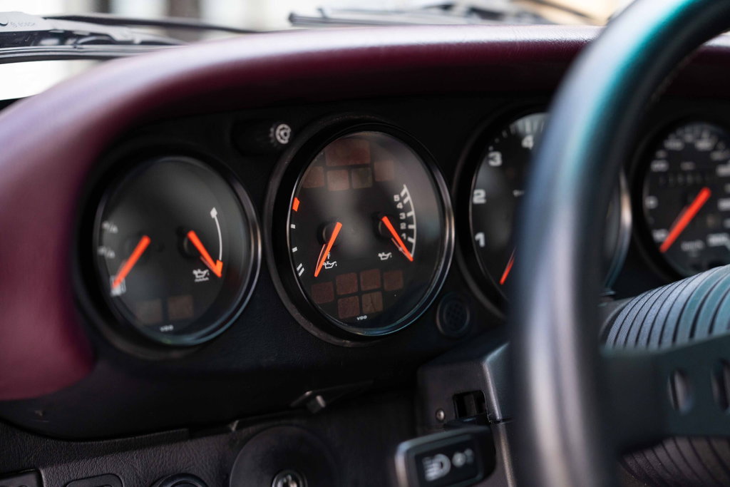 Porsche 964 Carrera 4