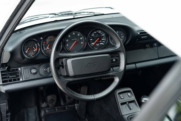 Porsche 964 Carrera RS