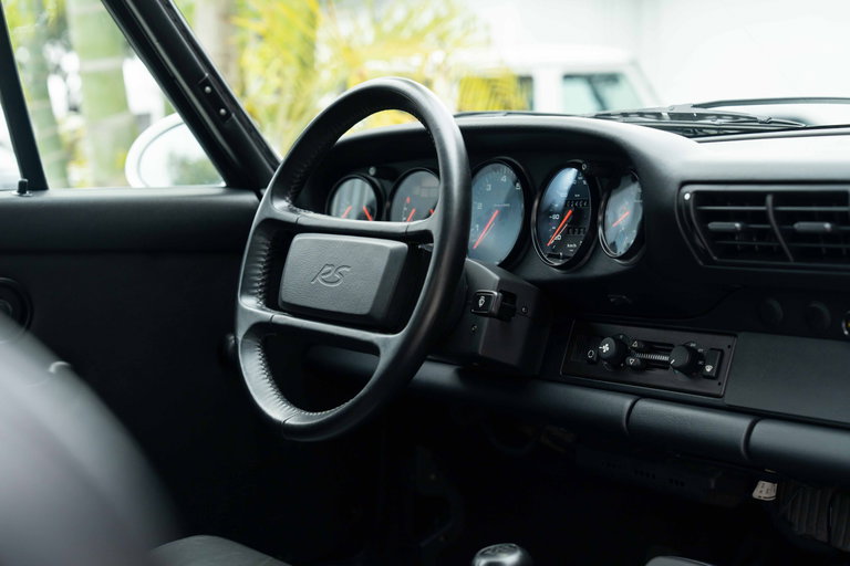 Porsche 964 Carrera RS