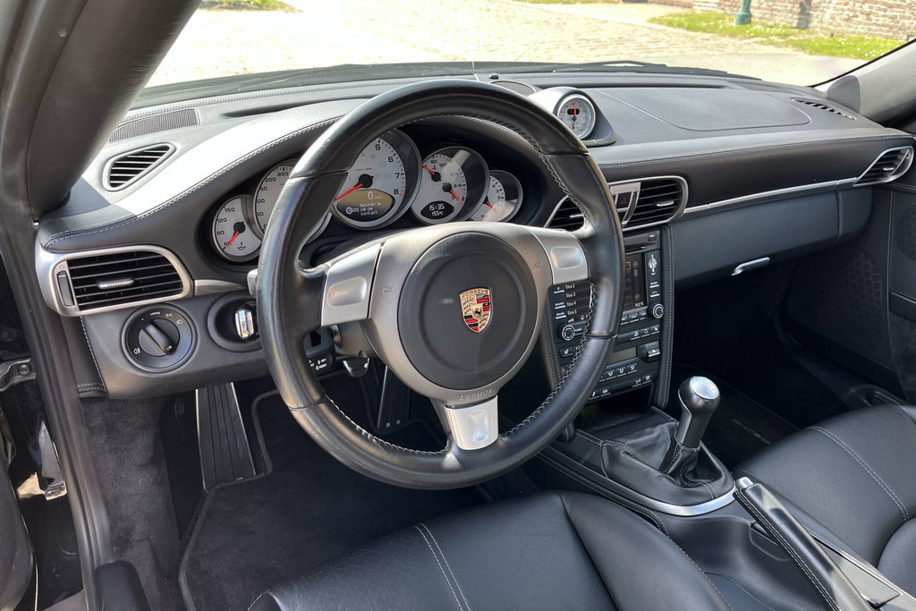 Porsche 997.2 Carrera 4S