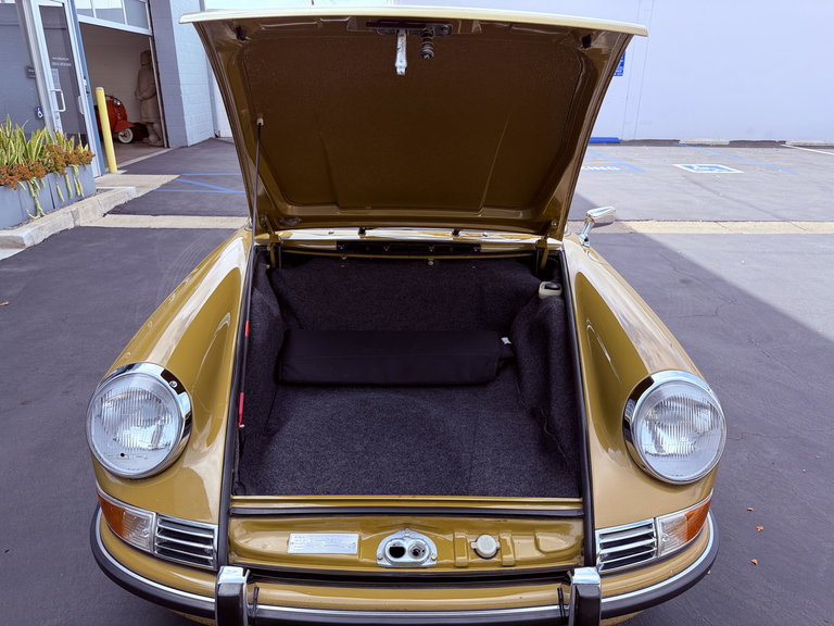 Porsche 911 S (F-Modell)