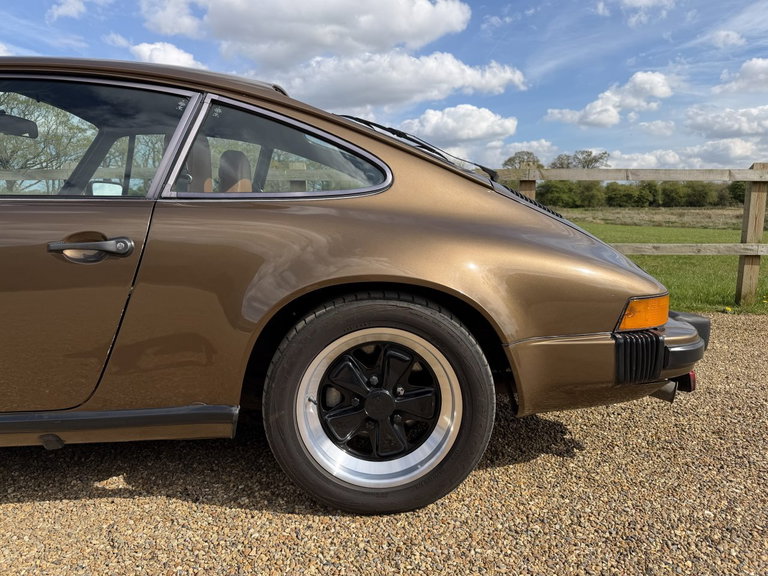 Porsche 911 SC