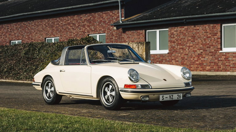 Porsche 911 S (F-Modell)