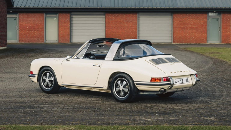 Porsche 911 S (F-Modell)