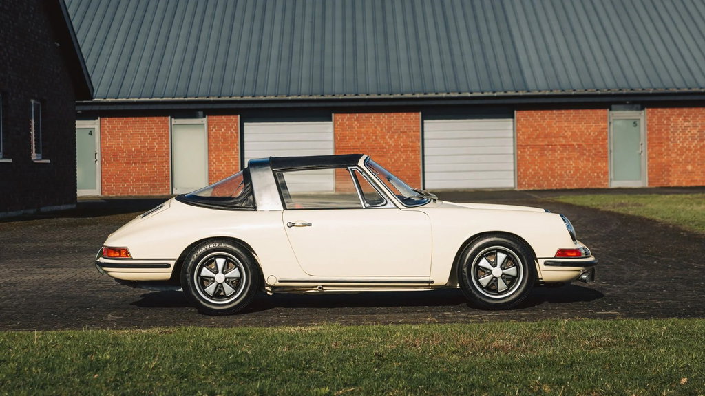 Porsche 911 S (F-Modell)