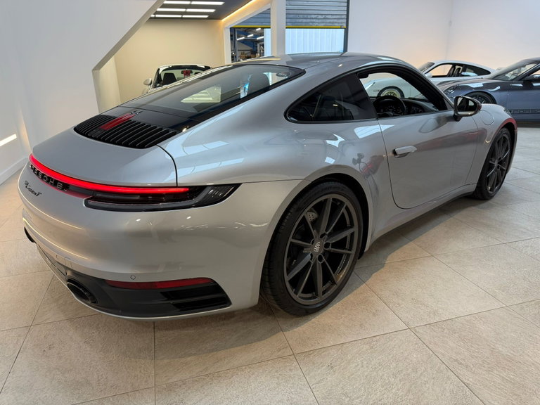 Porsche 992 Carrera T
