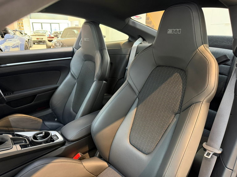 Porsche 992 Carrera T