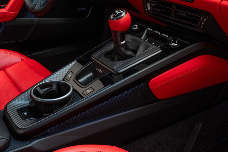 Porsche 992 GT3 Touring