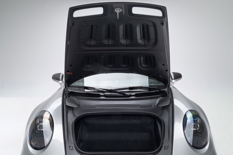 Porsche 992 GT3 Touring