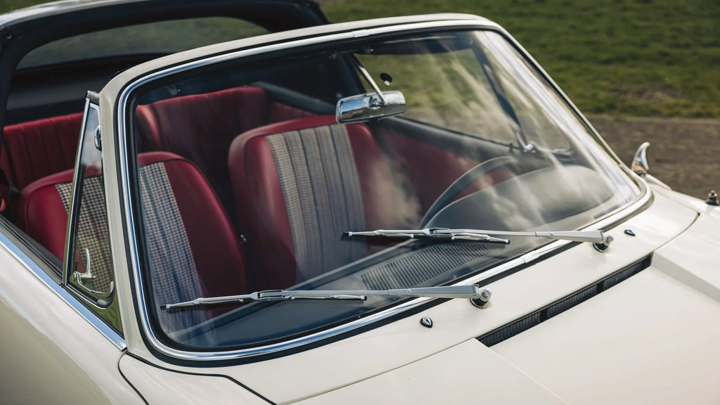 Porsche 911 S (F-Modell)
