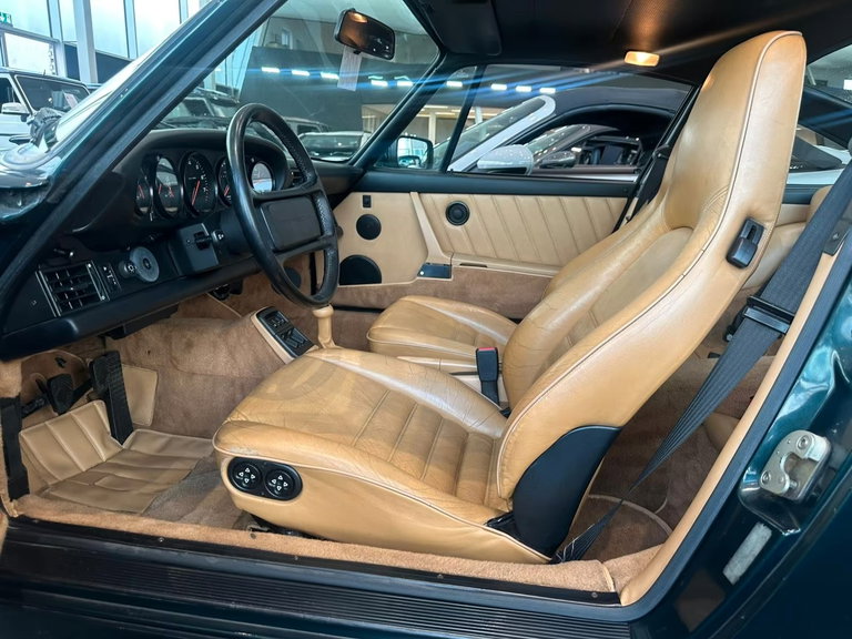 Porsche 964 Carrera 4