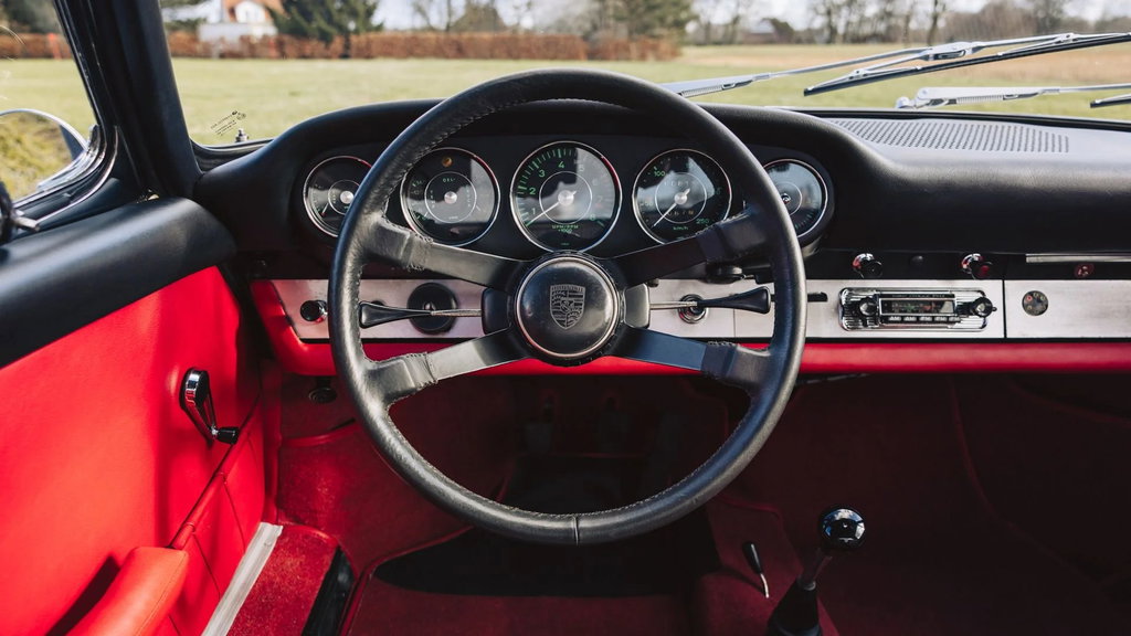 Porsche 911 S (F-Modell)
