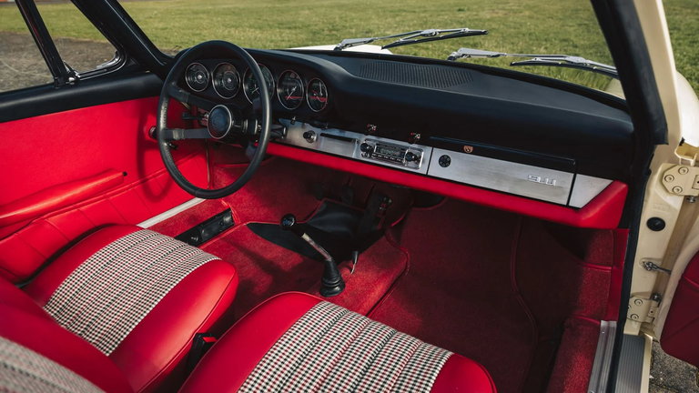 Porsche 911 S (F-Modell)