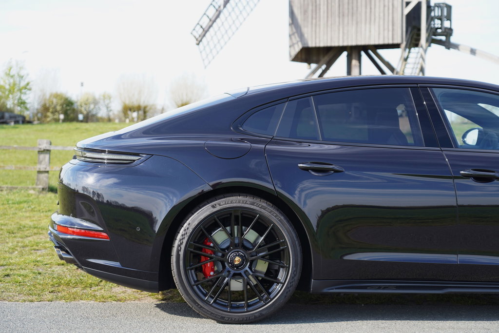 Porsche Panamera GTS