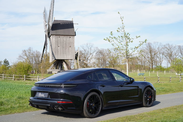 Porsche Panamera GTS