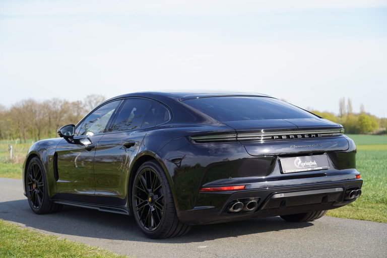 Porsche Panamera GTS