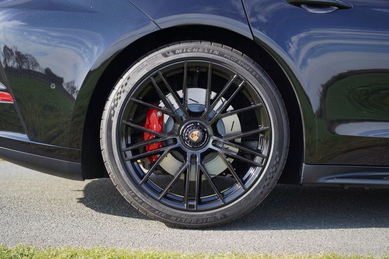 Porsche Panamera GTS