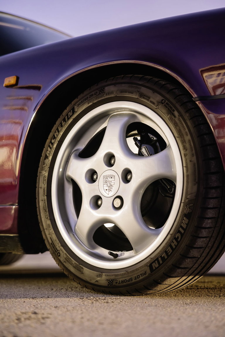 Porsche 964 Carrera 4